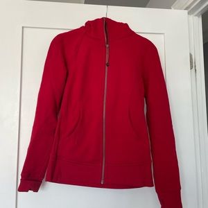 Lululemon scuba sweatshirt in size 4
